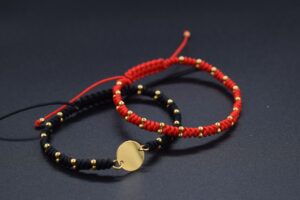 Set bratari impletite manual, personalizate, cu banut si bile  Argint 925 placat cu aur