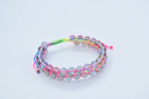 Bratara reglabila cu snur impletit cu pietre semipretioase Mermaid glass roz de 6mm