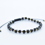 Bratara reglabila cu bile Argint 925 placat aur si pietre semipretioase cristal sticla ,cub negru de 4mm